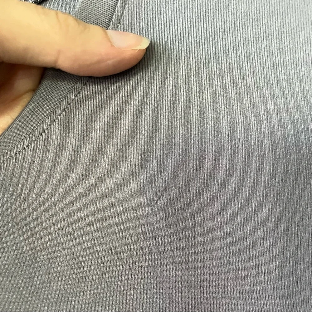 Alo Yoga Alosoft Finesse T-shirt in Gray Women’s Size S - Picture 10 of 13